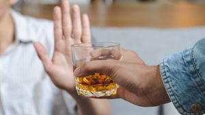 Drama unui super talent. S-a refugiat în alcool, pentru a uita de probleme. “Sunt dependent, dar nu beau zilnic”
