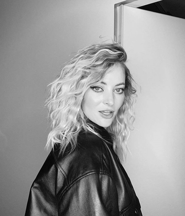 Delia, în doliu! Fostul concurent X Factor s-a sinucis! S-a aflat motivul: “Nimeni nu este întrebat când…”