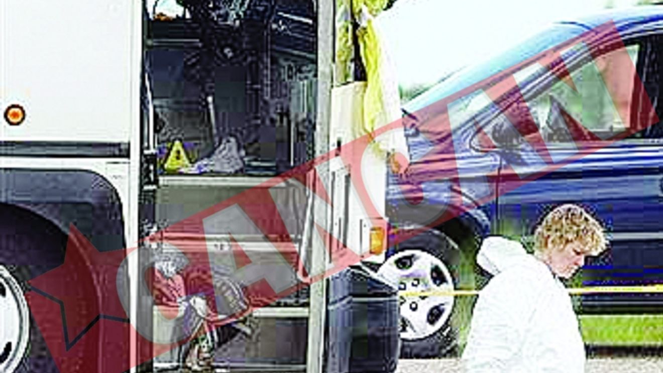 Un pasager a fost decapitat de vecinul de scaun