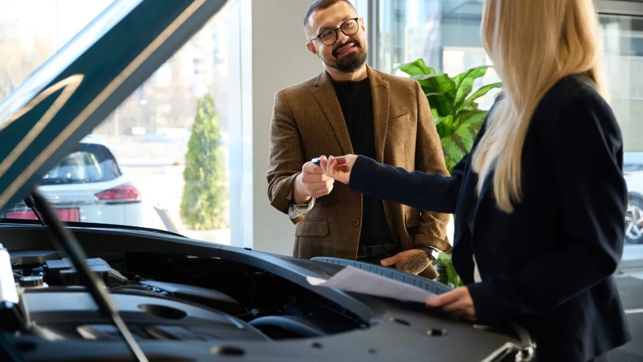 Taxă înmatriculare mașină 2026. Cât trebuie să plătești dacă îți cumperi un automobil