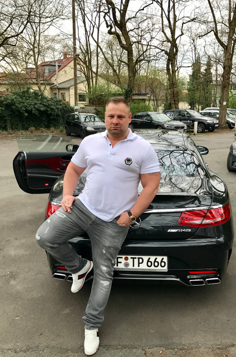Adrian Tîmplaru, condamnat la 2 ani de închisoare cu executare. Cum încearcă “fratele” lui Alex Bodi să scape de sentință, deși e arestat în același dosar cu milionarul din Mediaș