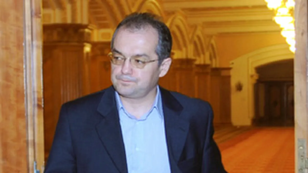 VIDEO Ion Cristoiu: Emil Boc si-a dat demisia acum doua saptamani