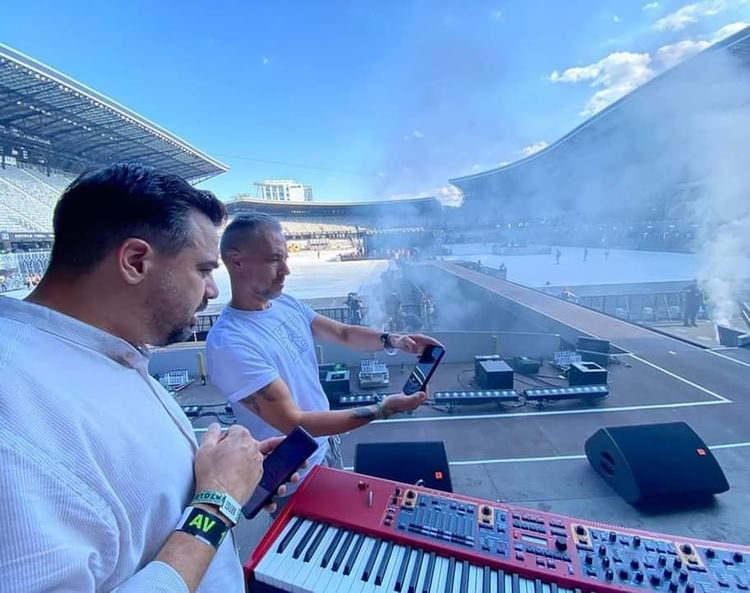 Lucian Viziru, Andrei Roșu, Alin Lupșa și Paul Panait, membri trupei Gaz Pe Foc, reunire la UNTOLD / (Sursa: Instagram)