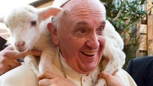 PAPA FRANCISC: ''Nu mâncaţi miel de Paşti''! Vezi motivul pentru care a transmis acest mesaj