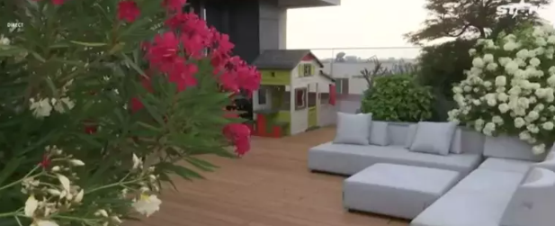 Cum arată penthouse-ul în care locuiește Andreea Popescu cu Rareș Cojoc și cei trei copii. Are saună, cinema și terasă!