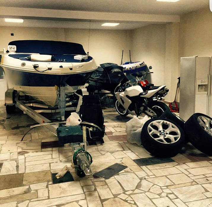Barca de lux cu care Nuţu Cămătaru se plimbă pe durata verii