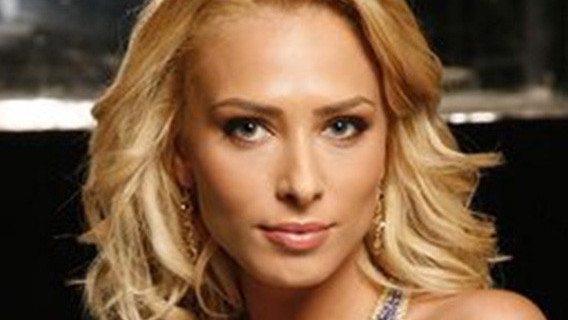 Aparitie SEXY la "Dansez pentru tine"! Iulia Vantur a intors toate privirile! Uite cum s-a imbracat frumoasa BLONDA!