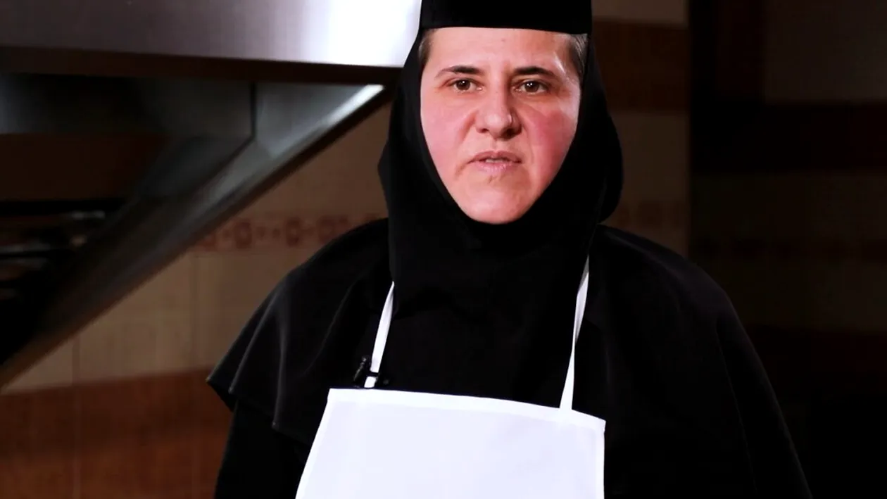 Supă de linte gătită de Maica Valentina după rețeta mănăstirii Piatra Fântânele: gustoasă și ușor de făcut