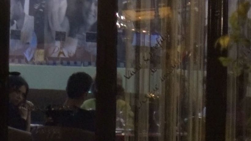 VIDEO EXCLUSIV. A lăsat-o pe Lavinia acasă şi… Bănică Jr. a scos la cafea… 4 femei în aceeaşi seară, iar noi avem imaginile!