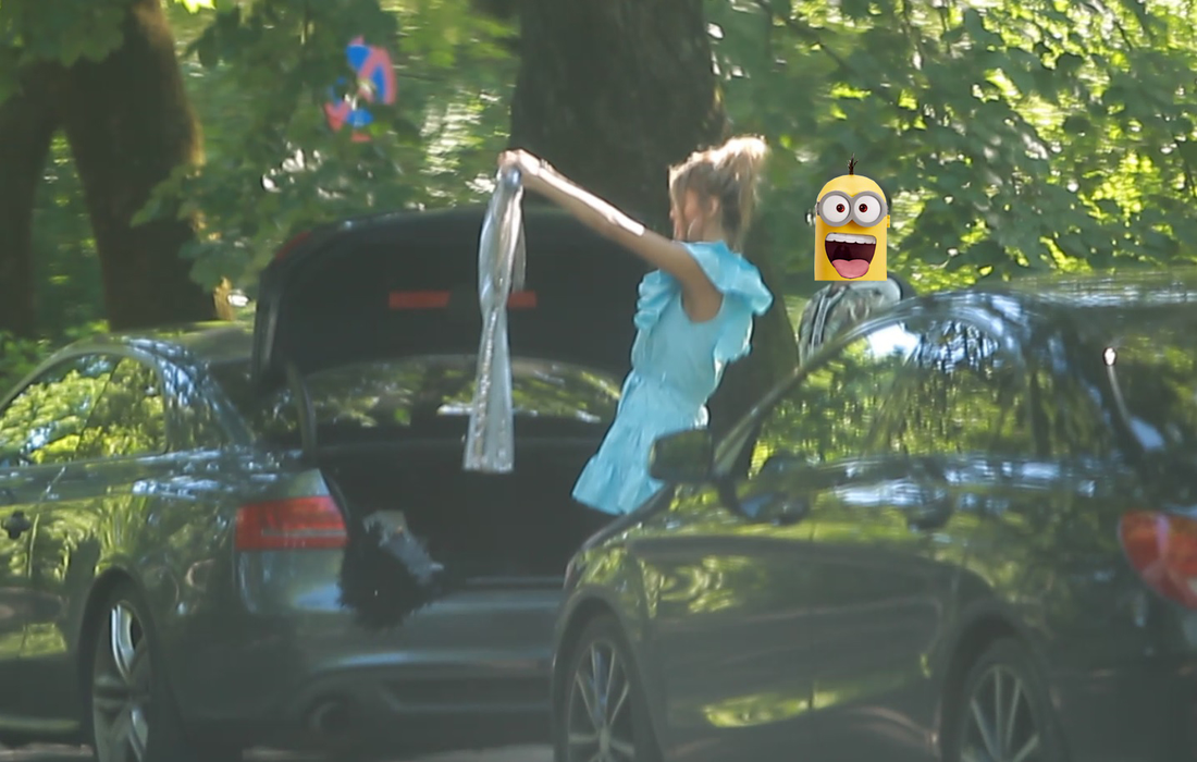 Ramona Olaru și-a probat ținutele la portbagaj