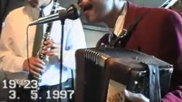 Incredibil! Vezi cum arata Salam la 18 ani!