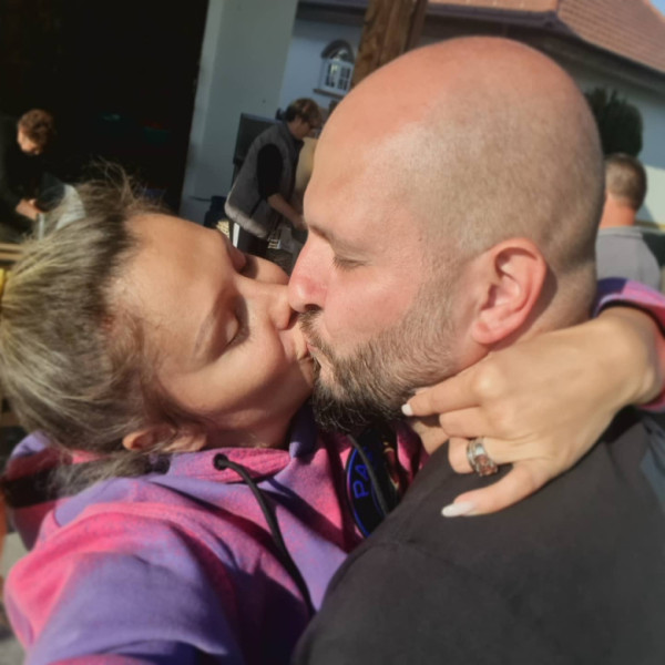 Lora și Ionuț Ghenu divorțează? Cântăreața a fost singură la nunta Andreei Bălan cu Victor Cornea