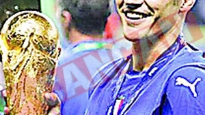 Cannavaro vrea "mondial" la 37 de ani