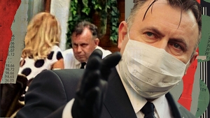 Cine este blonda pe care ministrul Nelu Tătaru a “scos-o” la creveți