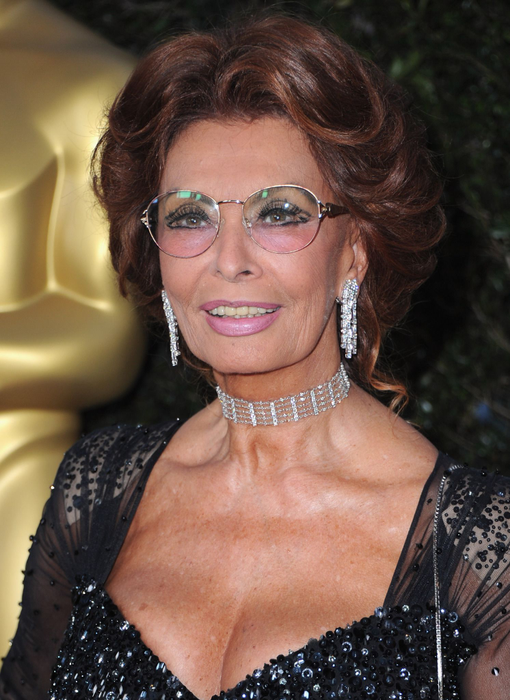 Ce trucuri banale folosește Sophia Loren pentru a-și menține frumușețea. La aproape 90 de ani, actrița a găsit elixirul tinereții