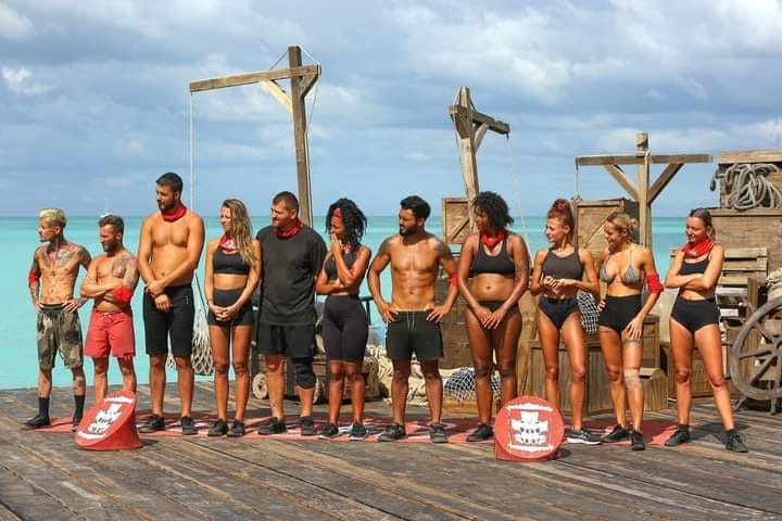 "Bătălia" din culisele Survivor ar fi fost chiar mai aprigă decât pe ecran