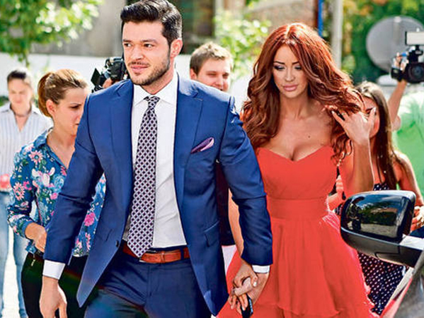 Bianca Drăguşanu şi-a surprins fanii cu ultima fotografie pe care a postat-o. „A primit Victor primul salariu?”