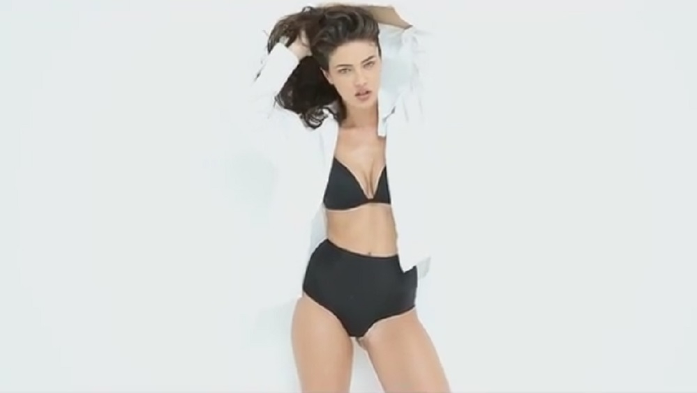 Cristina ICH, una dintre cele mai sexy românce