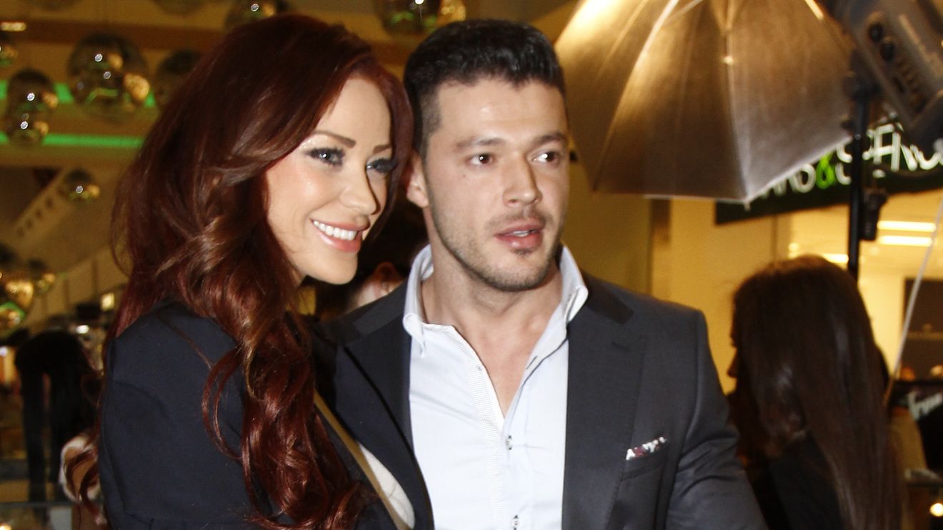 E trist si abatut, dar indragostit! Victor Slav si-a anuntat prietenii ca nu divorteaza de Bianca! E sincer sau ascunde adevarul?