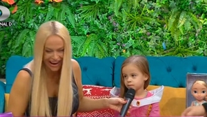 Copiii spun lucruri... perverse! Cum a răspuns fiica Andei Adam la întrebarea: "Unde o pupă tati pe mami?!"
