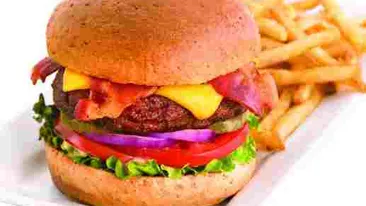 Spune-mi că nu am mâncat aşa ceva! Un lanţ de restaurante fast-food a recunoscut că le servea clienţilor carne de cal!