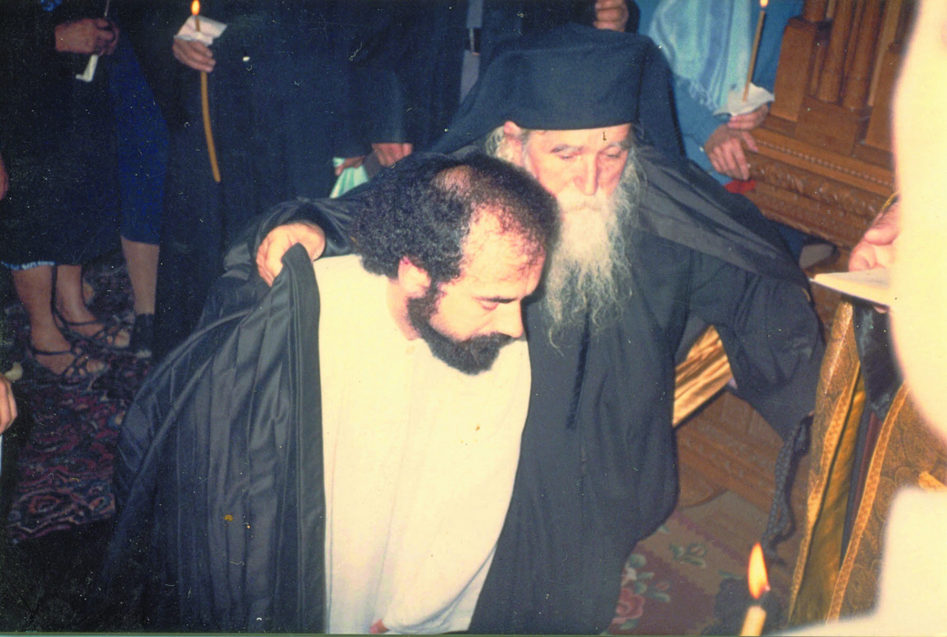 FOTO. Cum arăta patriarhul Daniel în tinerețe