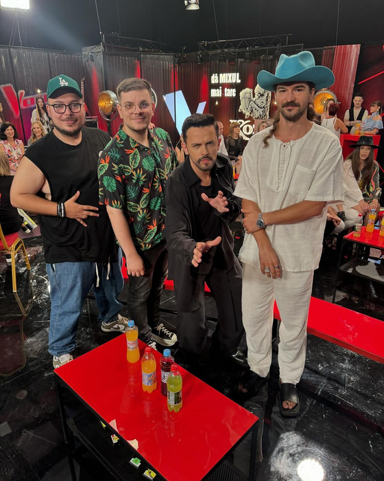 După ce a ales să meargă pe mâna lui Theo Rose, Bogdan Medvedi, favoritul de la ”Vocea României” rupe tăcerea! ”Părinții au crezut că glumesc!” Ce a făcut iubita