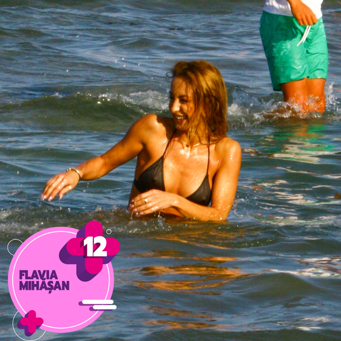 TOP 30 de vedete care au încins atmosfera pe litoral cu cele mai sexy scheme de înot. Mădălina Ghenea, Ramona Olaru sau Delia se scufundă mai bine decât scafandrii