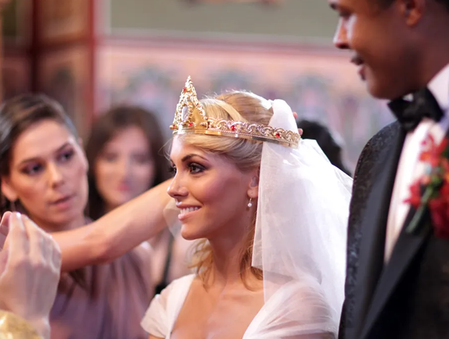 Imagini de la nunta lui Cabral cu Andreea Ibacka, din 2011. Gestul bizar făcut de vedeta Pro TV, după ce a ieșit din biserică