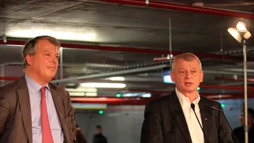 Primarul Oprescu a inaugurat parcarea de la Universitate. Vezi aici cum arata si cat te costa sa-ti lasi masina acolo!