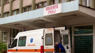 Caz ULUITOR! O fetita de 13 ani a ajuns la spital, dupa ce a fost muscata de mama sa, in urma unei altercatii