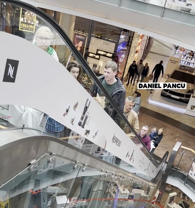 Daniel Pancu și copiii săi s-au distrat la mall (Foto: CANCAN.RO)