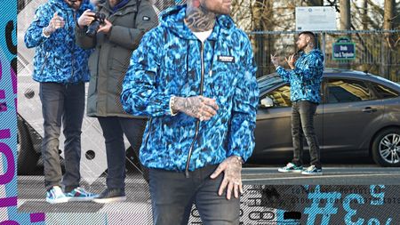 TJ Miles, ședință foto chiar în stradă! Cum l-a surprins amicul lui! Nu degeaba e cel mai controversat concurent de la Survivor