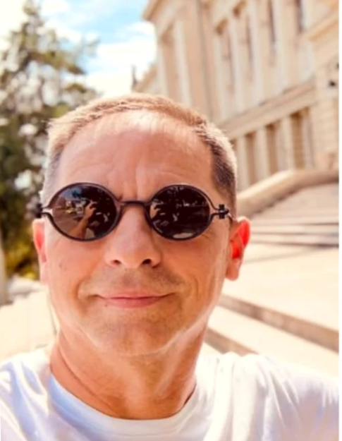 Dan Negru a reacționat ferm după aflarea rezultatelor PISA: „Problema nu e la generația voastră, e la sistemul care v-a pregătit”