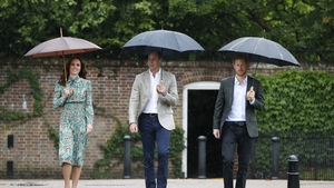 De ce se joacă prințul Harry cu sentimentele fratelui său. La mijloc este nevasta lui William, Kate Middleton