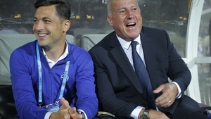 Povestea antrenorului de la Steaua! Si-a refacut viata dupa o drama si a crescut fiica altui barbat! VEZI Ce fata sexy are!