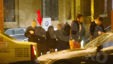 Atentie, imagini care pot provoaca hohote de ras! Au simtit pe pielea lor ca tocurile de 15 nu sunt compatibile cu … gheata!