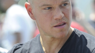 Matt Damon isi protejeaza chelia