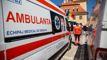 Caz șocant în Botoșani: Un bărbat a murit pe stradă sub privirile indiferente ale trecătorilor