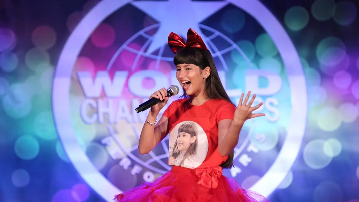 Raisandra a câștigat medalia de argint la un concurs renumit de la Hollywood! Legătura neștiută dintre artista de 10 ani și Madonna