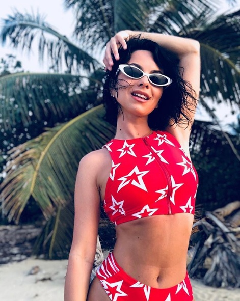 Inna, apariție de senzație pe plajă