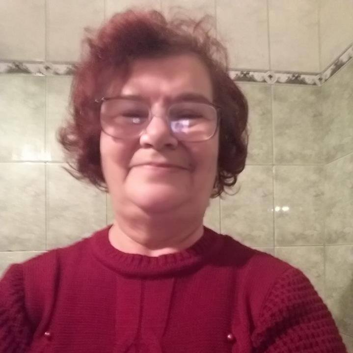 Pensionara spune că în perioada în care a urmat cursurile la seral s-a simțit ca în adolescență foto: arhivă personală