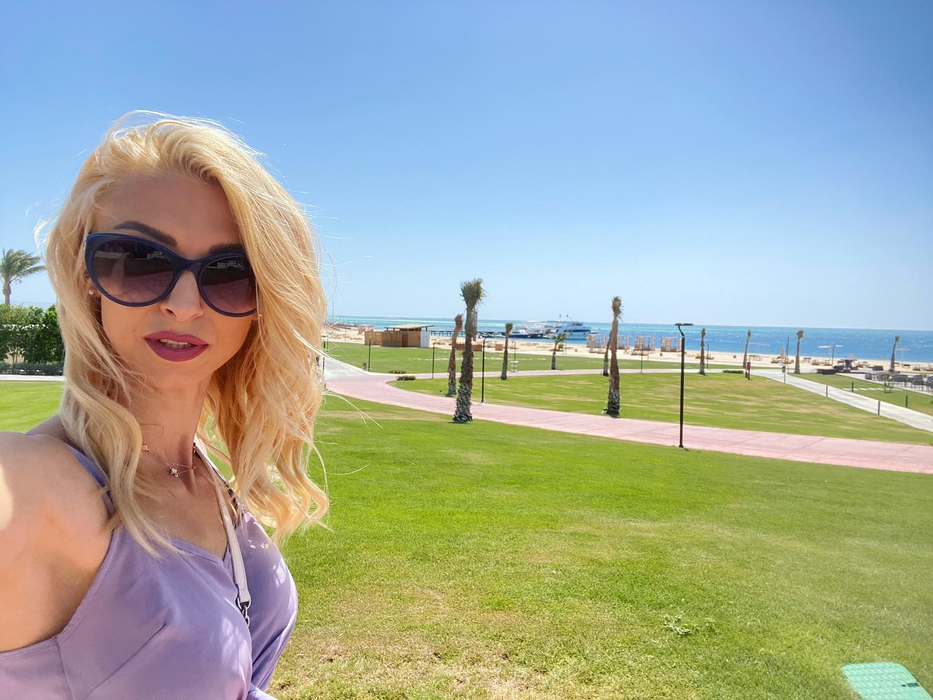 Andreea Bălan și fiicele sale, vacanță de vis în Hurghada! Cântăreața a fost surprinsă de ceea ce a găsit în dulapul vilei luxoase în care s-a cazat