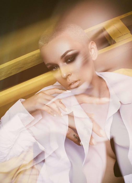 Misha a pozat topless: “Cum te-a lăsat inima să…”. Cum se reinventează artista după divorțul de Connect-R