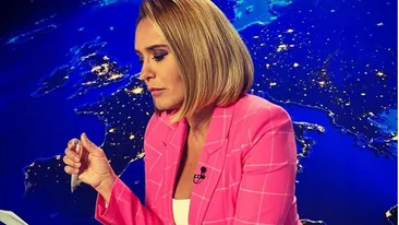 Tulburător! Andreea Esca și-a sărbătorit fiul, Aris, în ziua în care stomatologul lor era îngropat! Murise de coronavirus