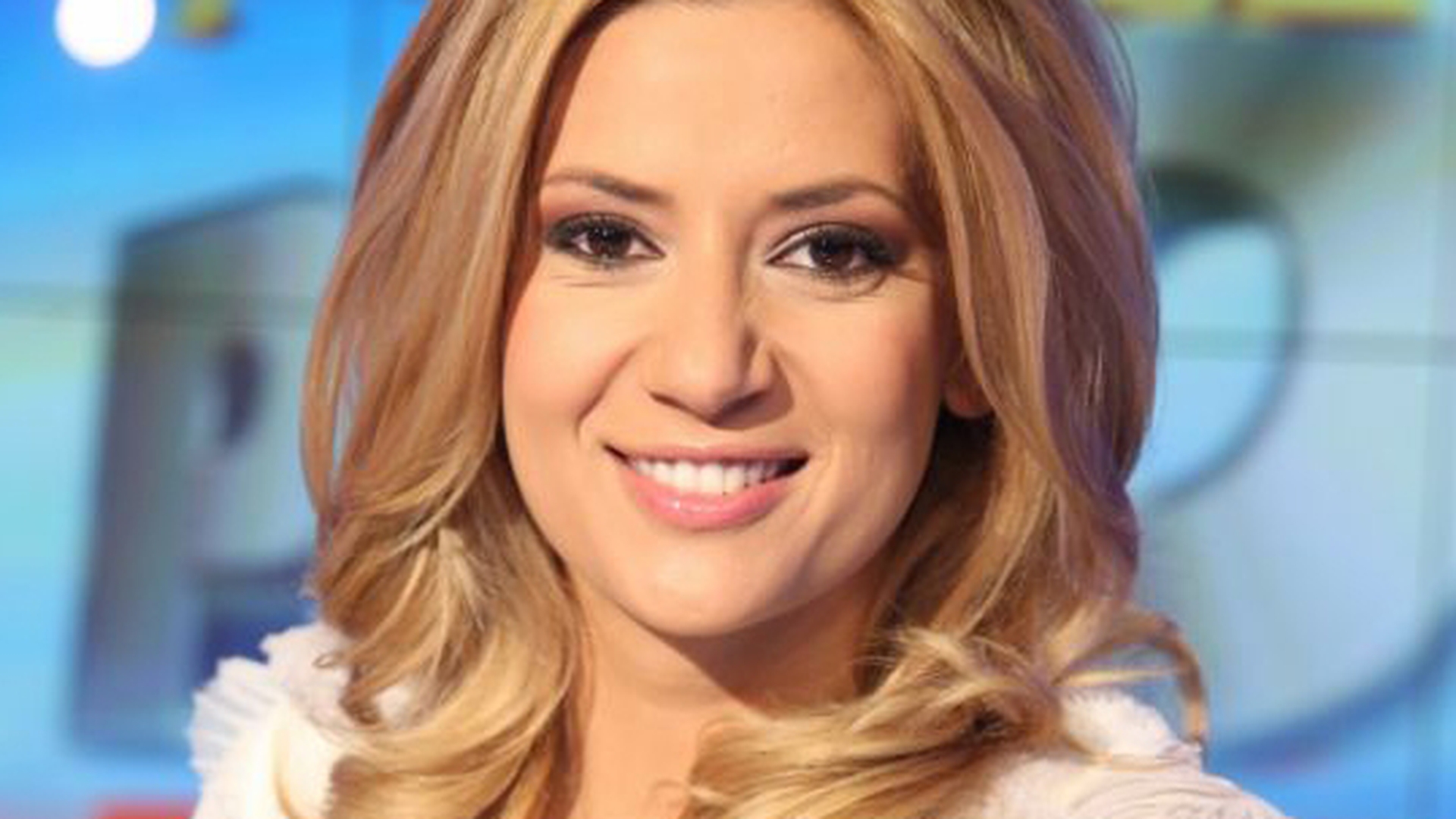 Nici n-ai crede că abia a născut! Iată cum arată AMALIA ENACHE la doar o lună de când a devenit mămică