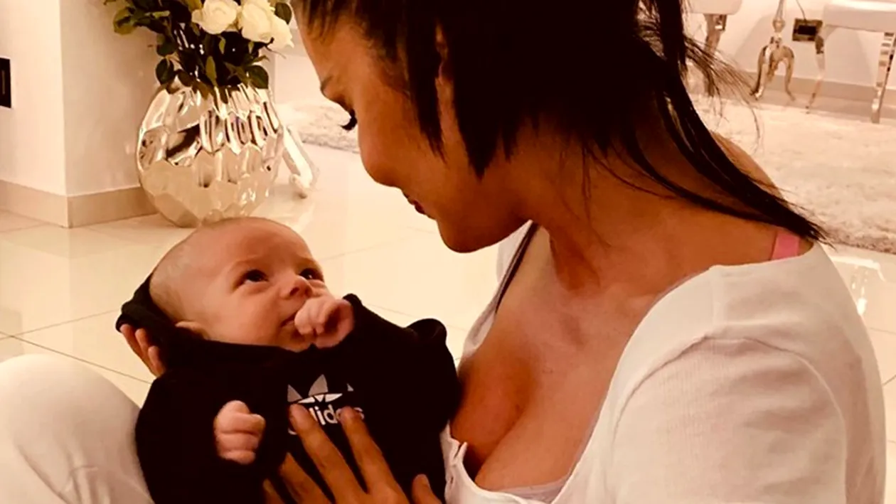 Oana Zăvoranu, prima poză cu bebelușul în brațe! Vedeta a ținut să să afle chiar de la ea: “Primul si cel mai dulce...”