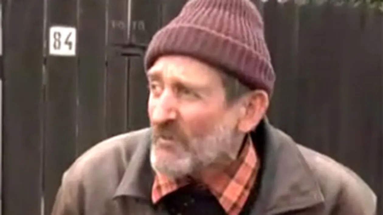 VIDEO Asta e singurul video care trebuie DAT PE FACEBOOK de 1 Decembrie! Romanii habar n-au ce sarbatoresc: Nu ne arde de nimic, suntem vai de mamica noastra care plange pe drum - Razi cu lacrimi!