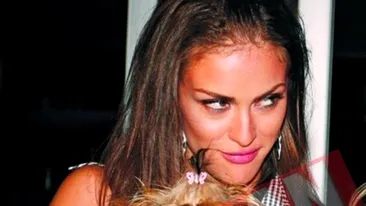 Fosta iubita a lui Nicola s-a cazat la el