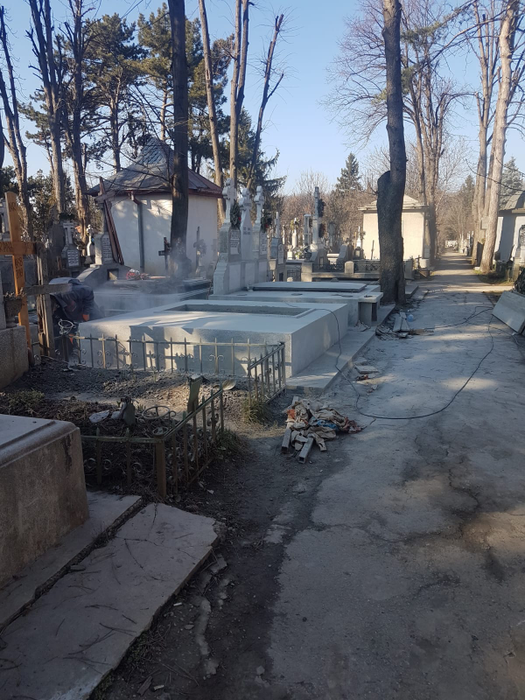 Locul de veci în care vor fi înhumate cele două fete ucise în accidentul din cartierul Andronache